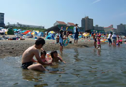 瀬波温泉海水浴場