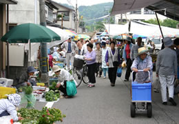 六斎市